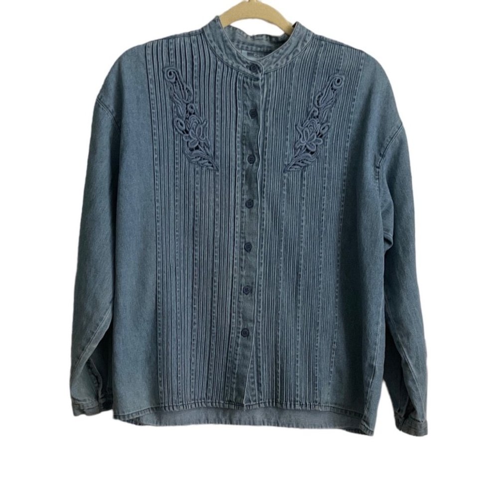 QPS Quality Price Style Woman’s Blue Pleated Button Front Shirt SZ M Long Sleeve